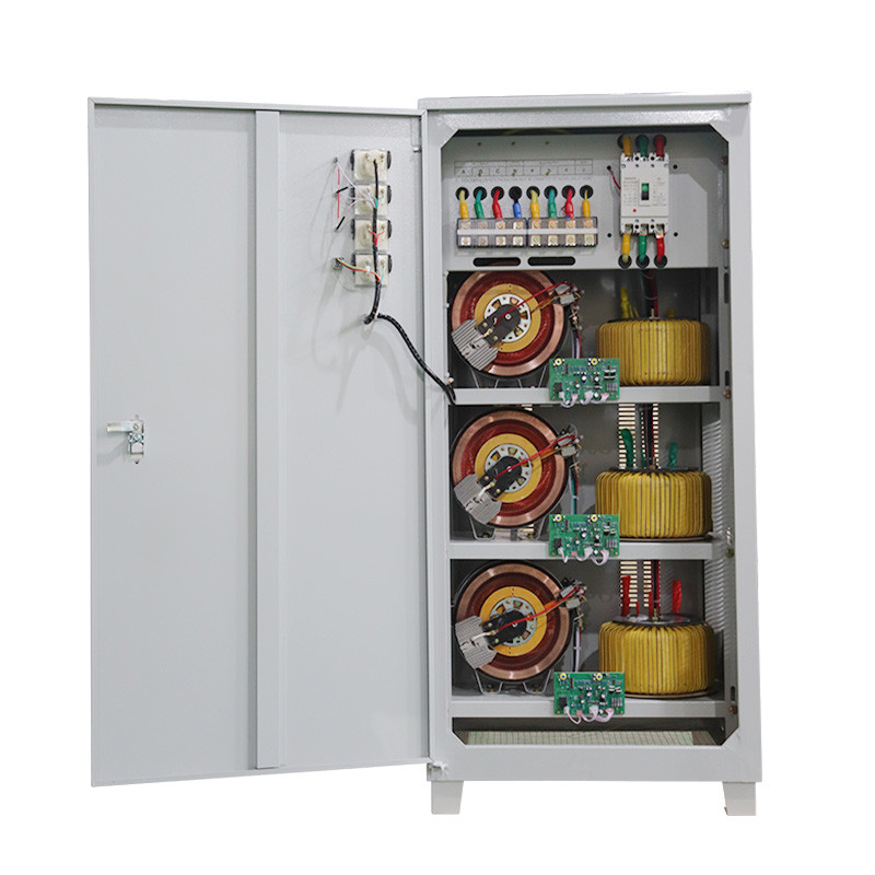 استیبلایزر ولتاژ سه فاز 80KVA 80KW تنظیم کننده ولتاژ خودکار و استیبلایزر برای استفاده صنعتی