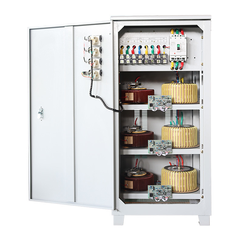 فروش کارخانه سه فاز تثبیت کننده ولتاژ 40KVA سه فاز سرو AVR تنظیم کننده ولتاژ اتوماتیک 380V 415V 400V